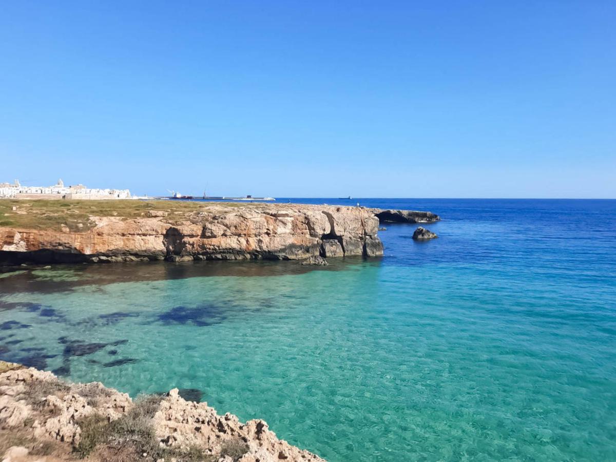 Cala Paradiso مونوبولي المظهر الخارجي الصورة