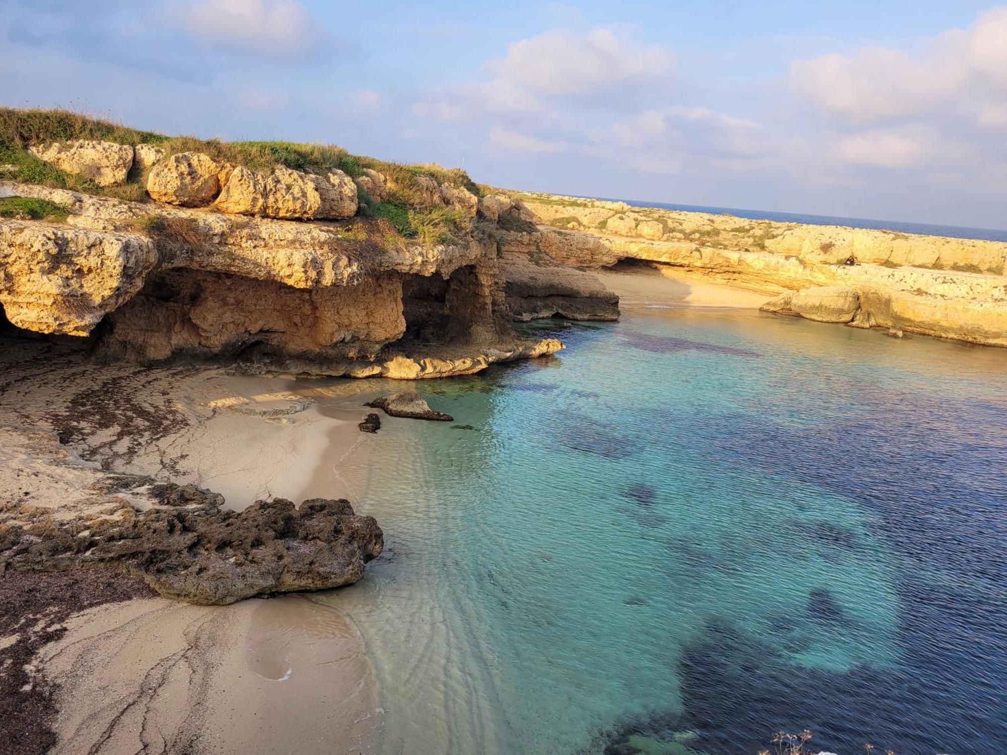 Cala Paradiso مونوبولي المظهر الخارجي الصورة