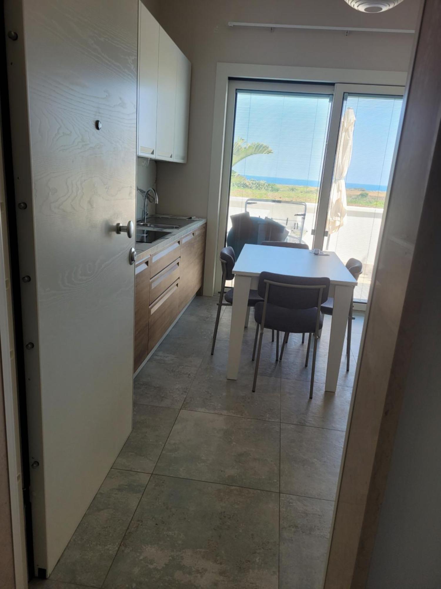 Cala Paradiso مونوبولي المظهر الخارجي الصورة